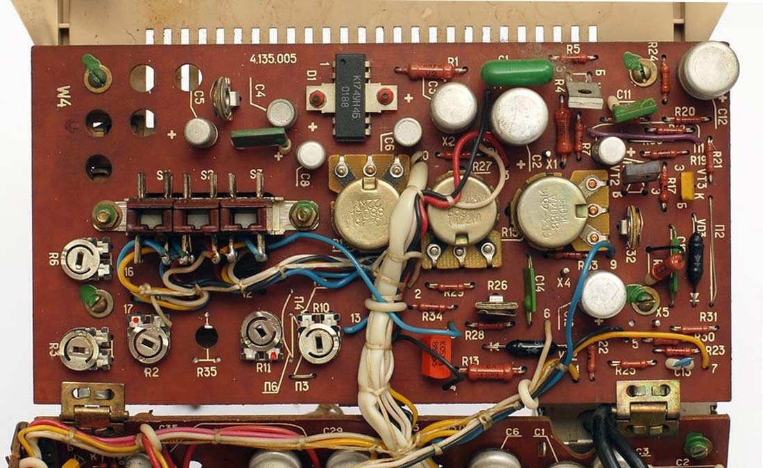Платы советских бытовых устройств: телевизоры, радиоприёмники